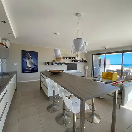 Apartamento De Standing Avec Vue Imprenable Sur La Narbonne-Plage